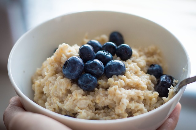 8 Ways to make oats more appealing