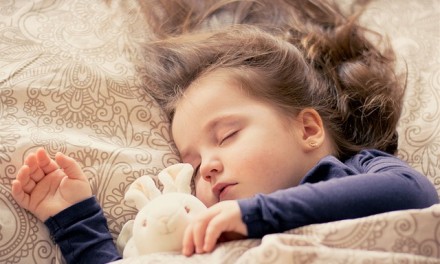 The Co-Sleeping Controversy – Pros and Cons